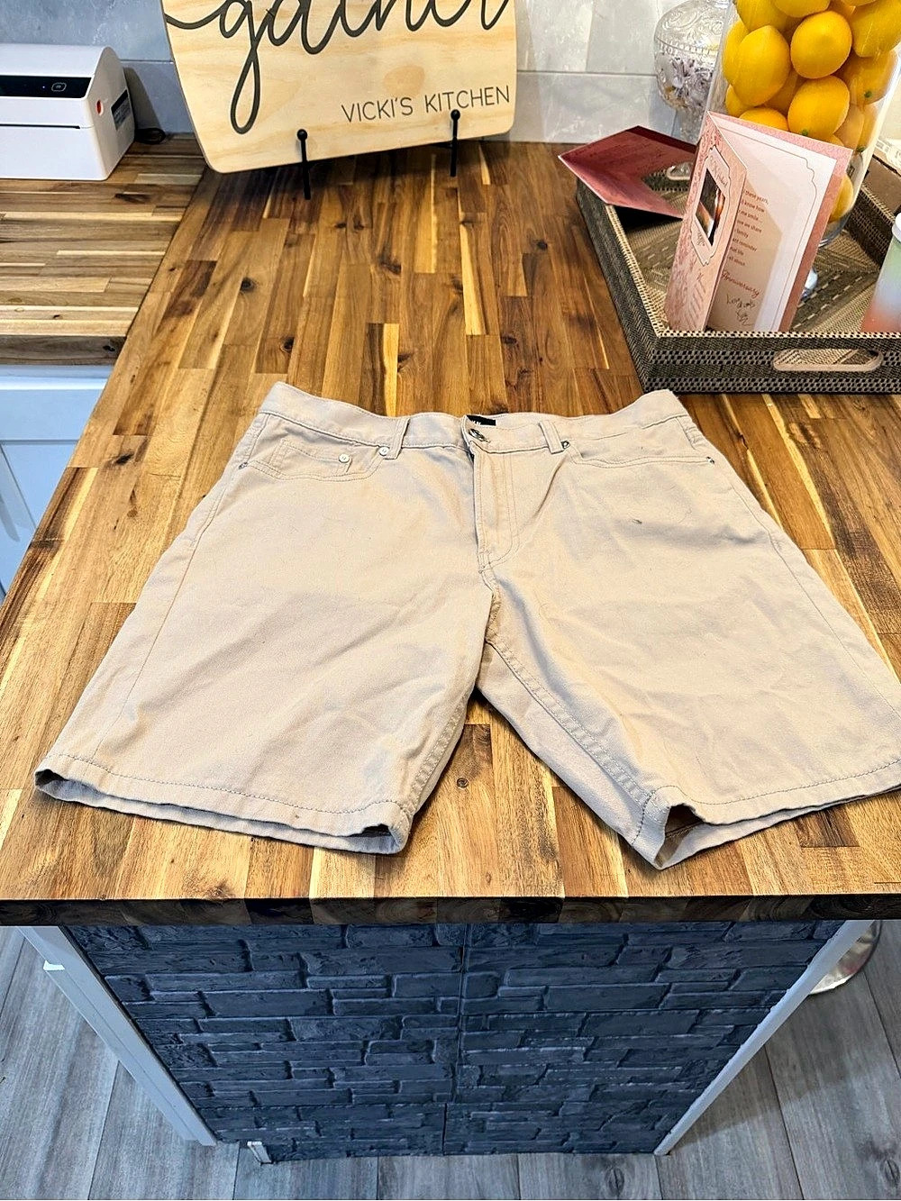 H&M Regular Fit Twill Shorts Men's Beige Waist 32